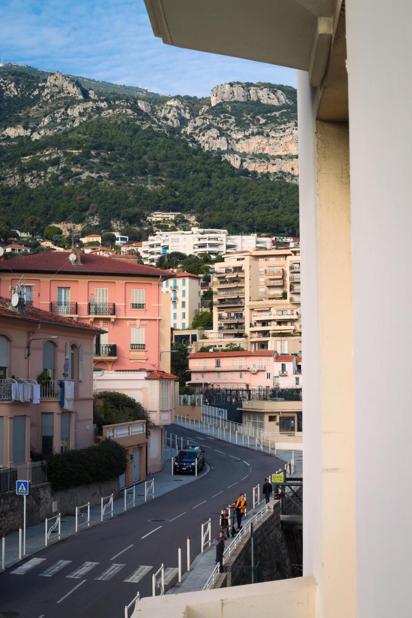 Lilit Beautiful 1 Bedroom Apartment On The Border With Monaco ボーソレイユ エクステリア 写真